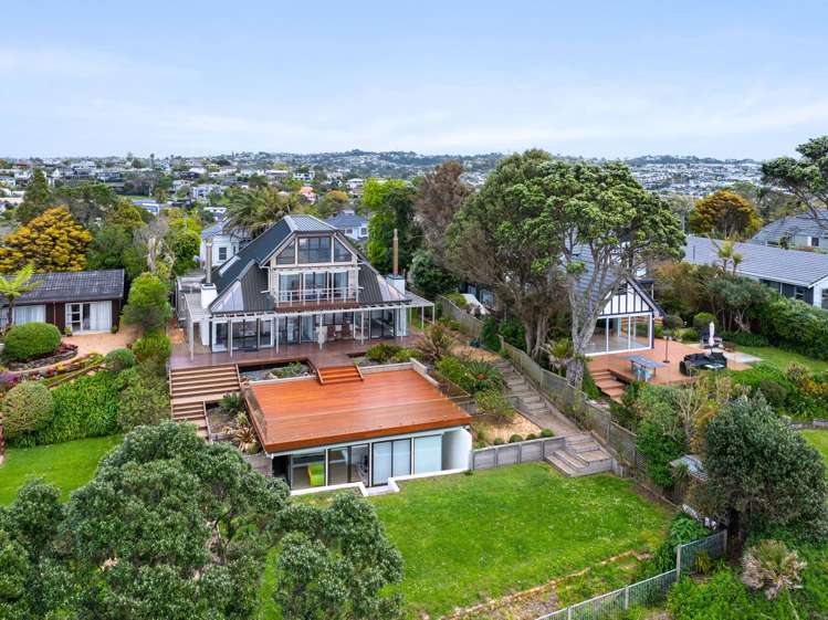 6 Cliff Road Torbay_19