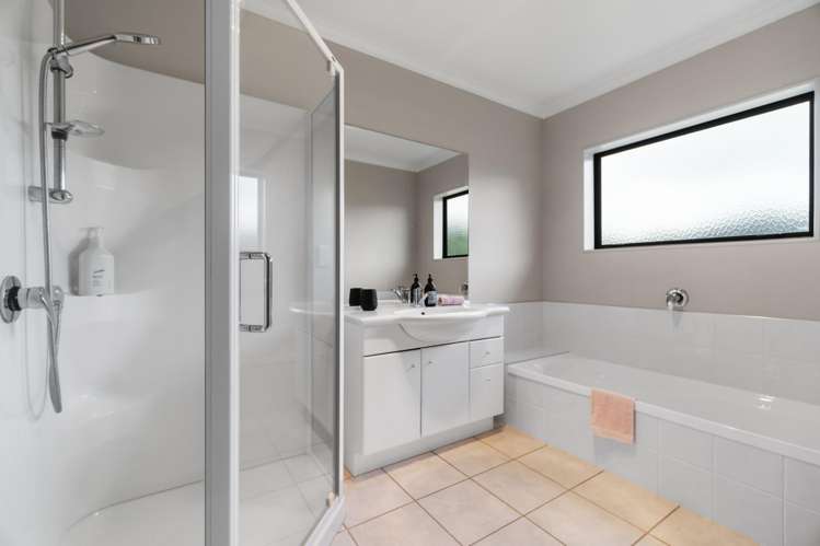 4 Law Crescent Horotiu_11