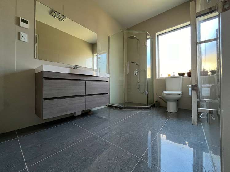 13 Sibling Court Silverdale_9