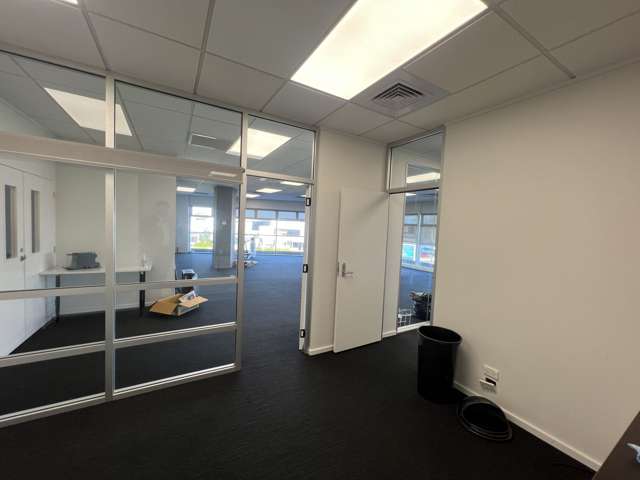 Unit 4/35 Allens Road East Tamaki_2