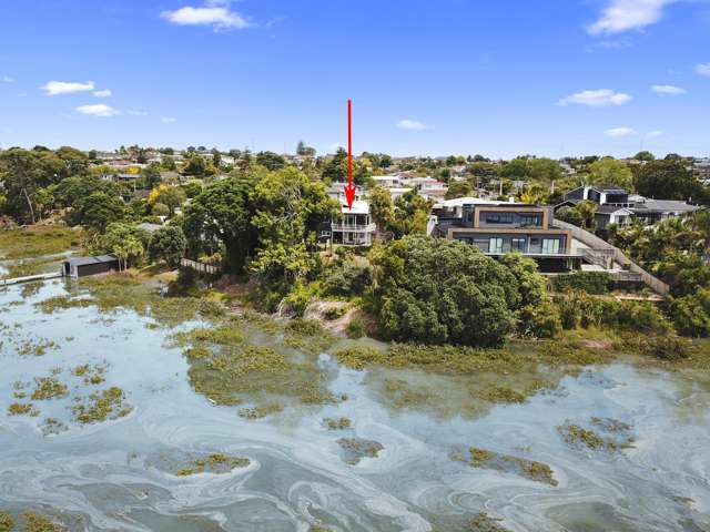 112 Tiroroa Avenue Te Atatu South_1