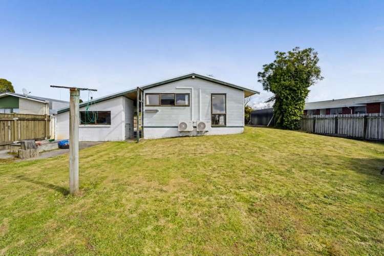 60 Cressida Avenue Stratford_18