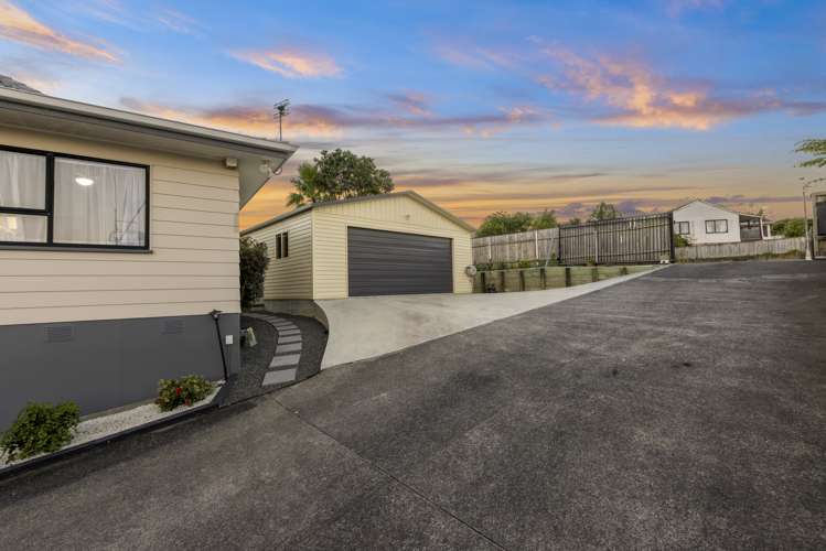 52 Solar Road Glen Eden_33