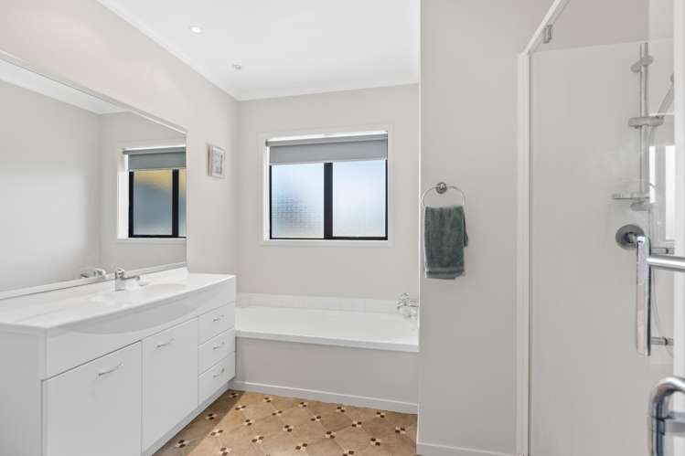 9 Bandon Grove Bell Block_15