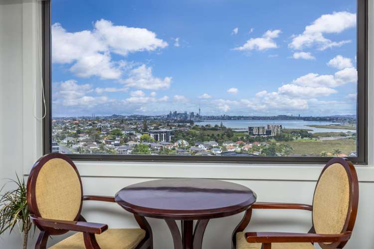 Address withheld Takapuna_3