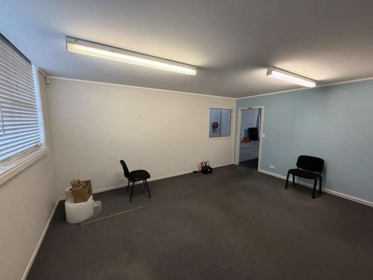 9 Crum Avenue New Lynn_8