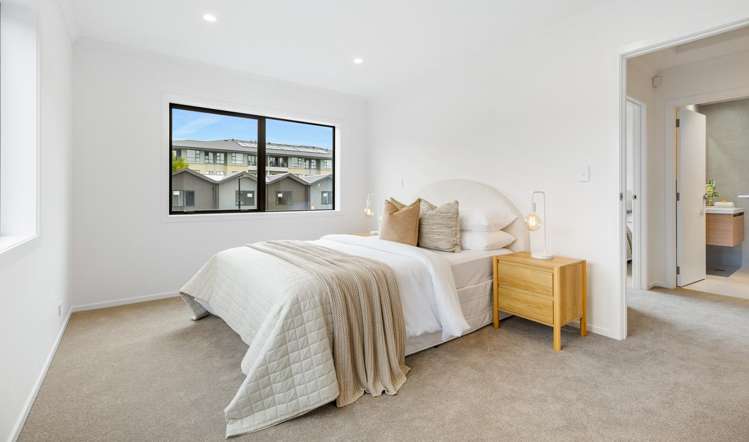 13 Wakaturia Way Glenfield_13