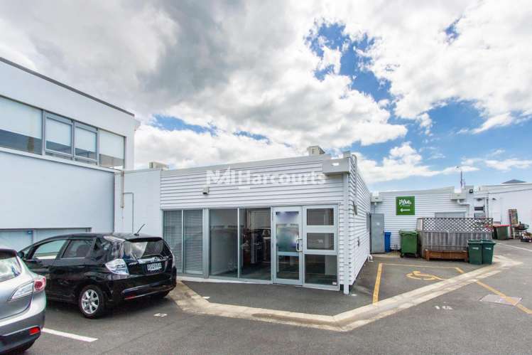 4/154 Kitchener Road_0