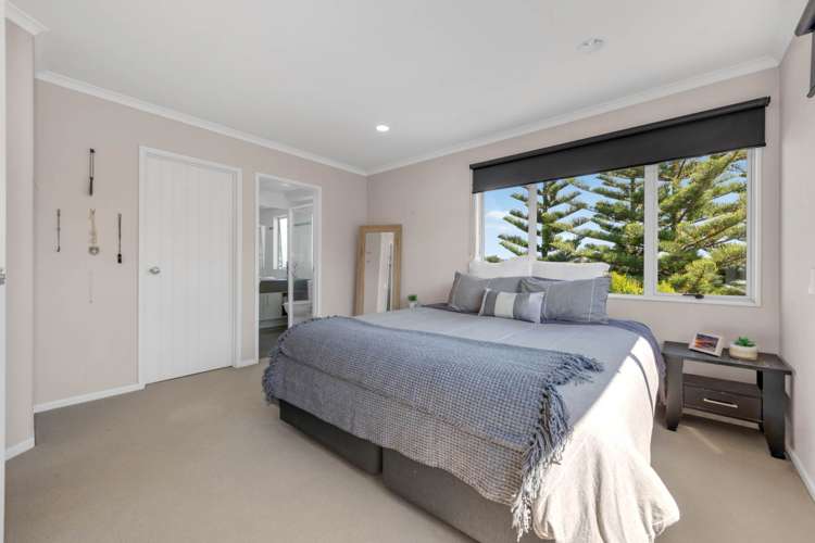 107 Pine Harbour Parade Beachlands_11