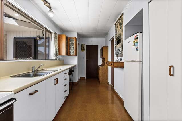 172 Flaxmere Avenue Flaxmere_2