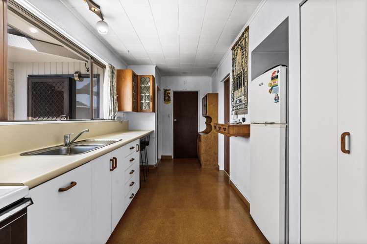 172 Flaxmere Avenue Flaxmere_2