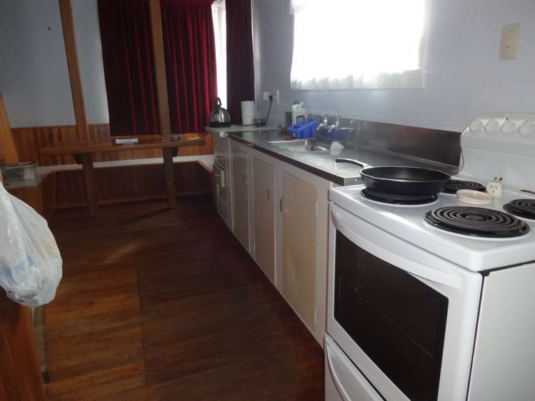 53 Mcgill Street Waimangaroa_9