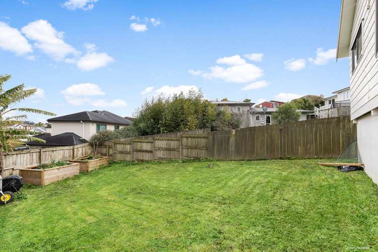 2/962 East Coast Road Northcross_14