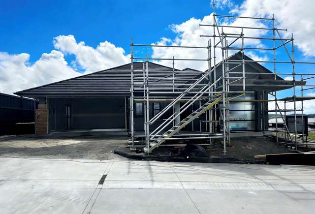 Elevated Full Brick Family Living