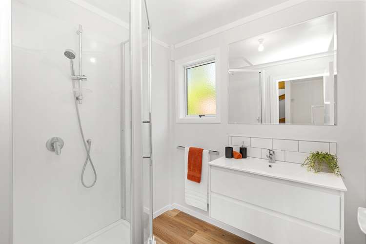 2 East Street Raglan_15