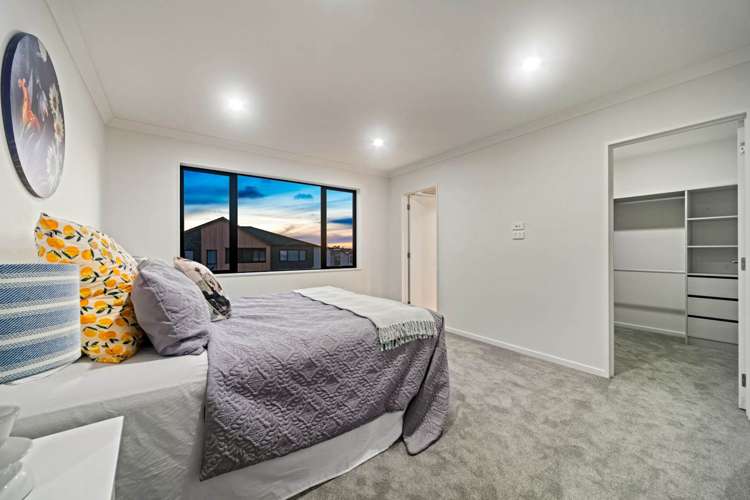1 Woodacre Street Flat Bush_15