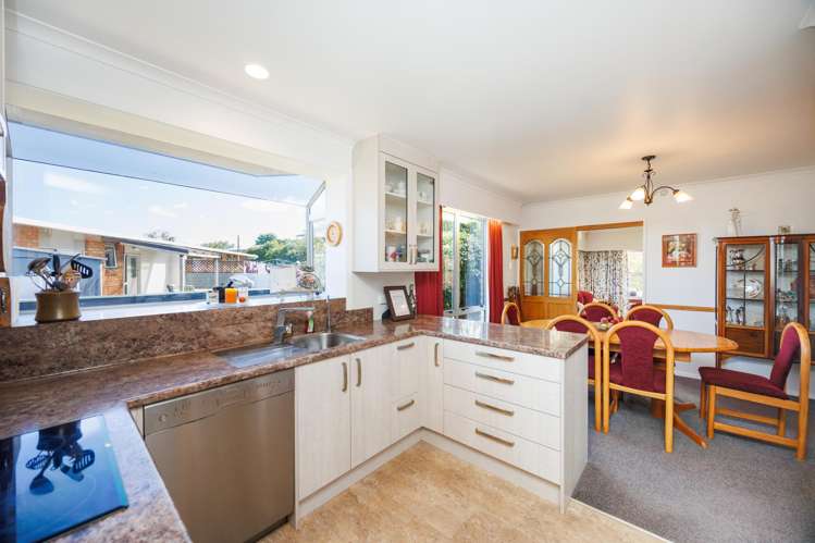 71 Fairview Avenue Feilding_19