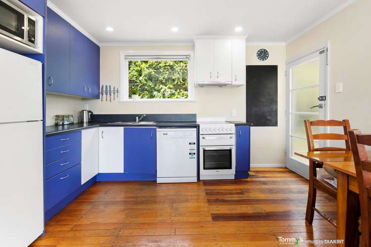 49 Tukanae Street Strathmore Park_5