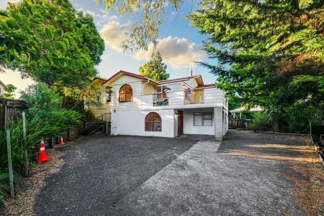 40 & 40a Eyre Street Henderson Heights_4