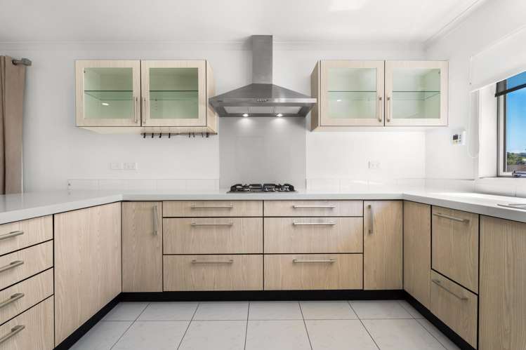 32 Saltwood Street Red Beach_6