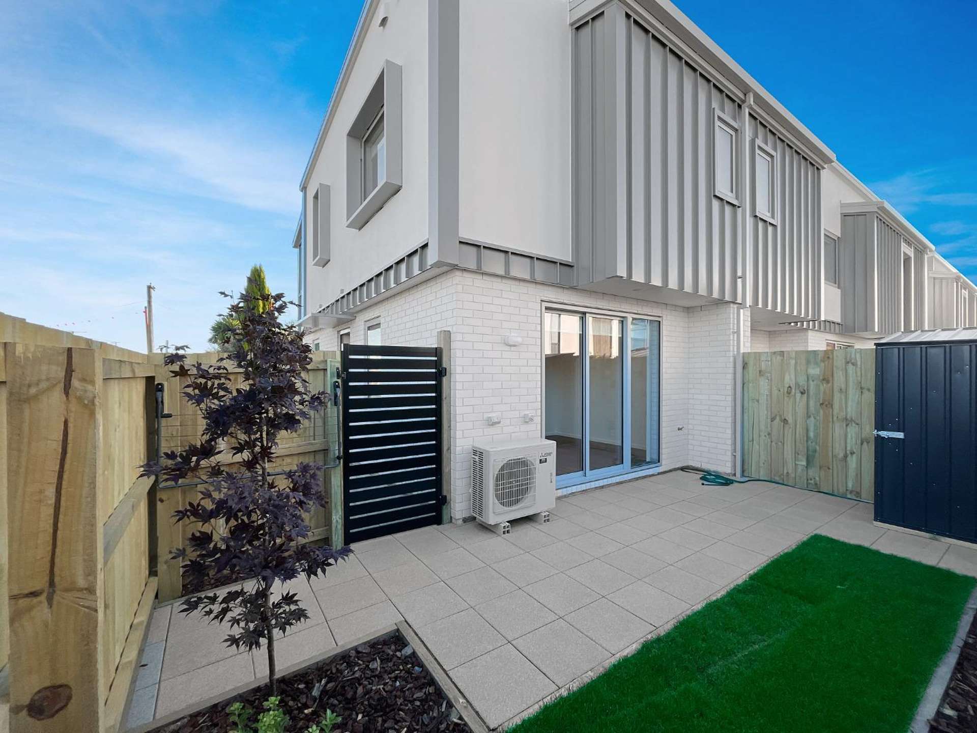 1/111 Neville Street 10222_0