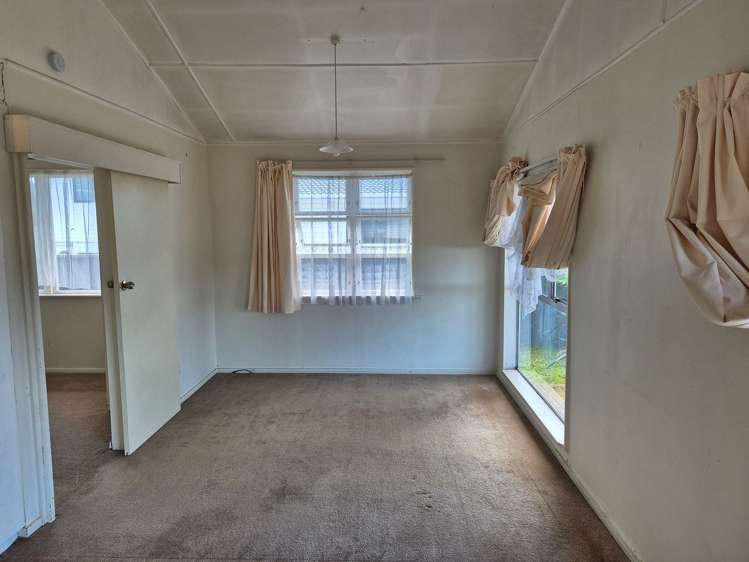 6 Kebbell Avenue Levin_11