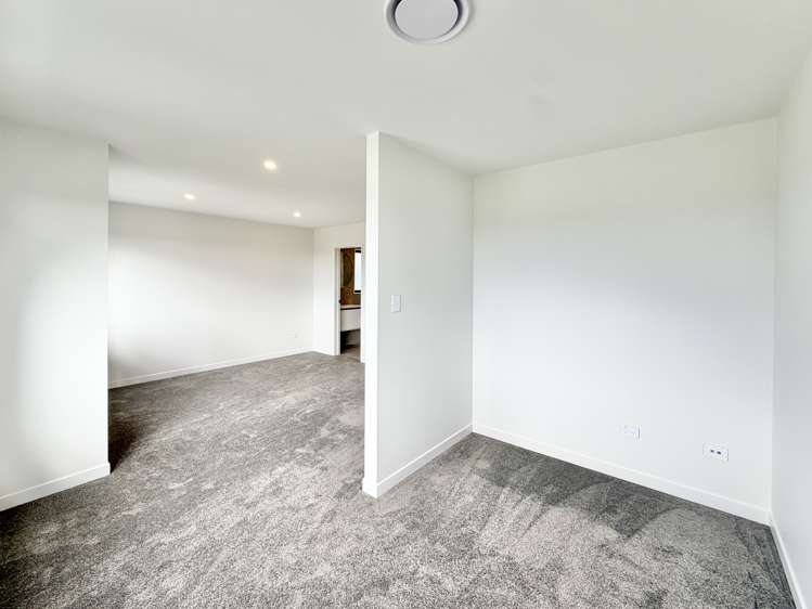 86 Tukutata Crescent Milldale_13