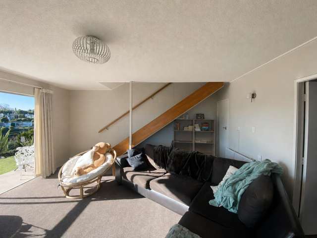 1/1196 Victoria Street 3295_2
