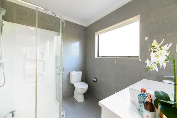 18 Wye Oak Drive Schnapper Rock_15