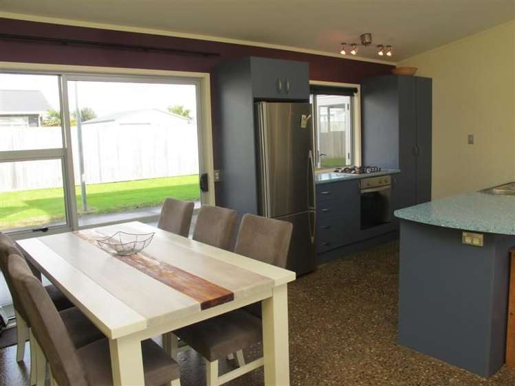 113 Sands Crescent Matarangi_6