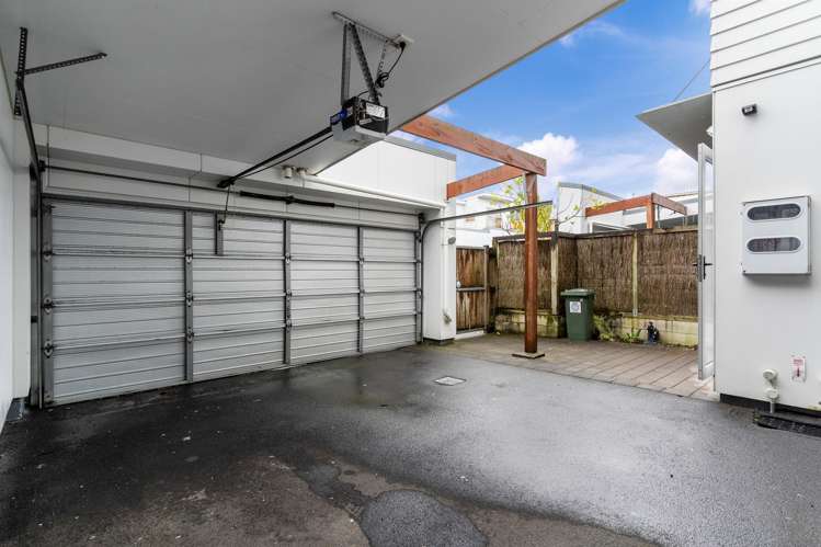 16/3 Wagener Place Mount Albert_18