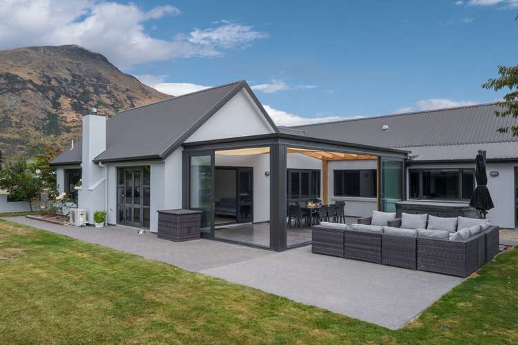 58 Erskine Street Dalefield/Wakatipu Basin_21