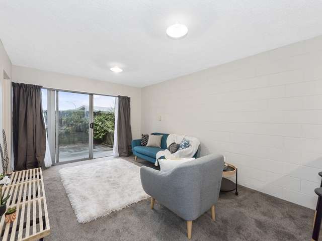 2/4 Moana Street Frankton_4