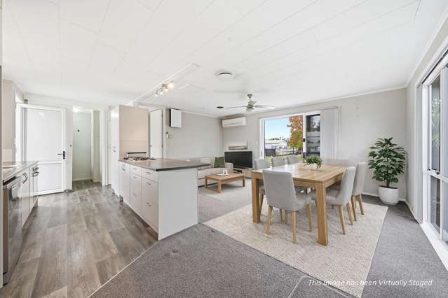 16 Kowhai Avenue Kaiaua_1