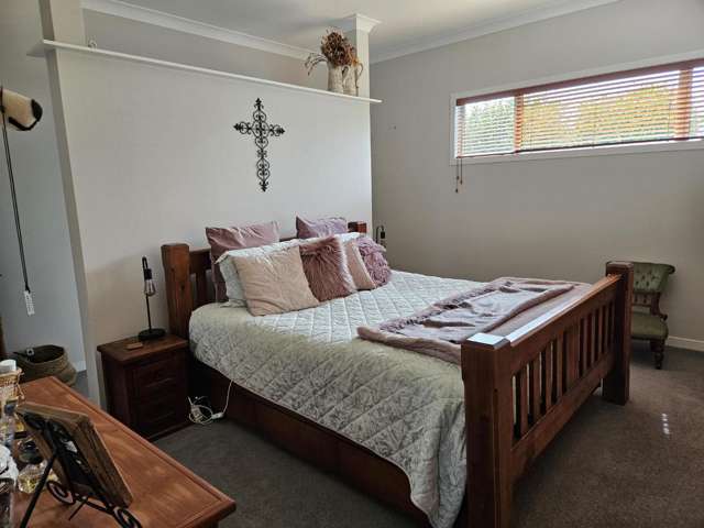 13 Regent Street Hawera_4