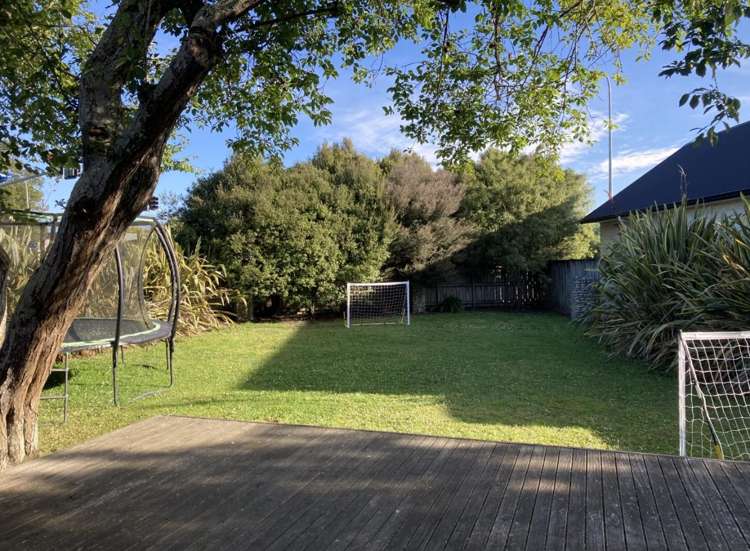 143 Peachgrove Road Hamilton East_11