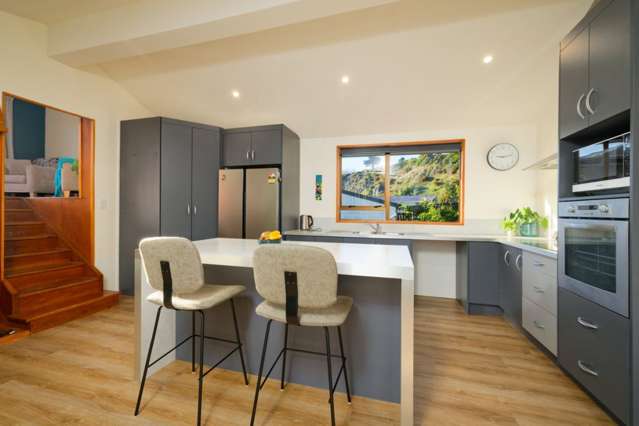Split-Level Charmer With Spectacular Views