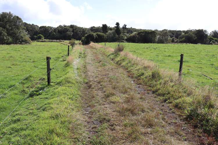 970 Pembroke Road West Stratford West_5