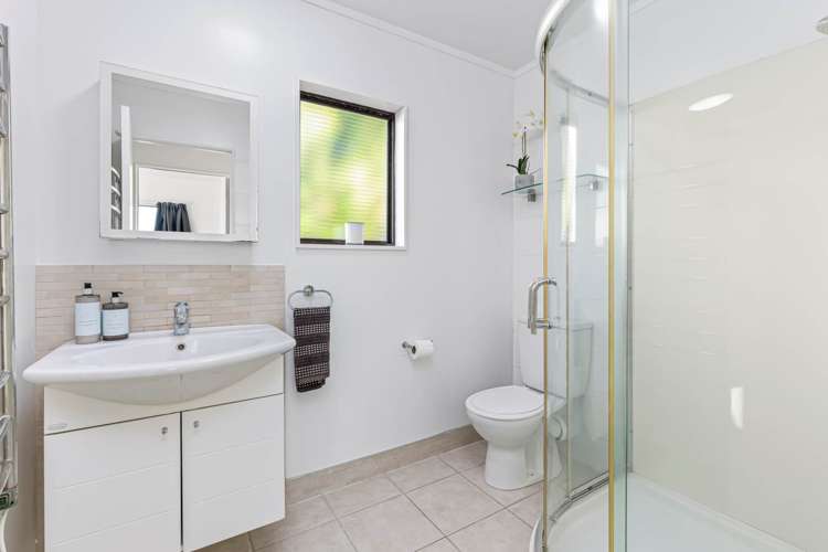 80a William Bayes Place Red Beach_14