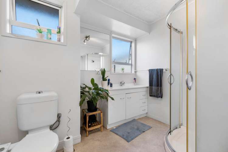 25 Tomintoul Place Highland Park_13