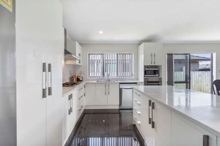 12 Yatterina Avenue Takanini_8