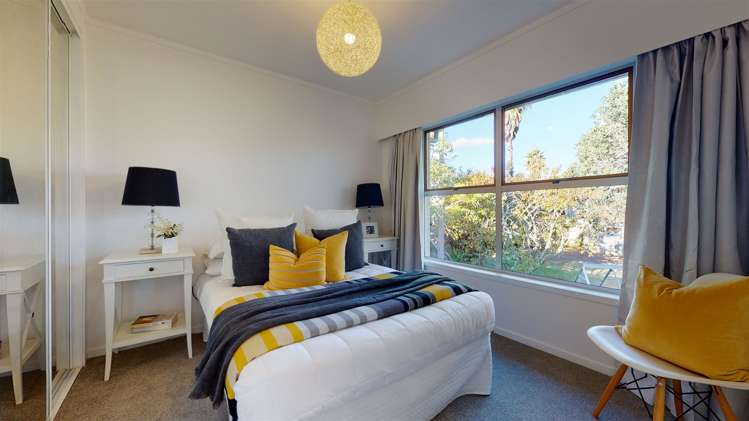 1/10a Commodore Parry Road Castor Bay_9