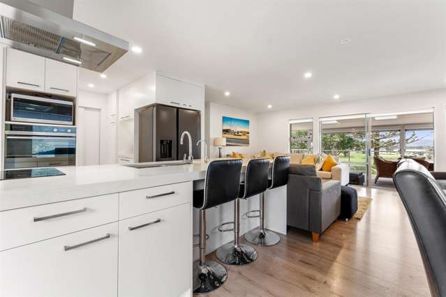 70 Omaha Drive Omaha_3