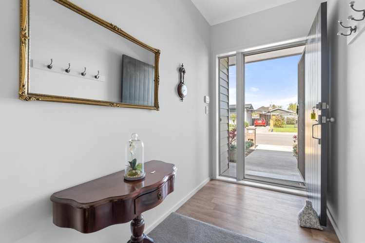 14 John McDonald Mews Masterton_2