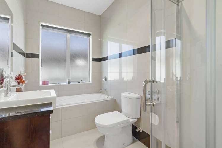 13 Dromoland Drive Flat Bush_15