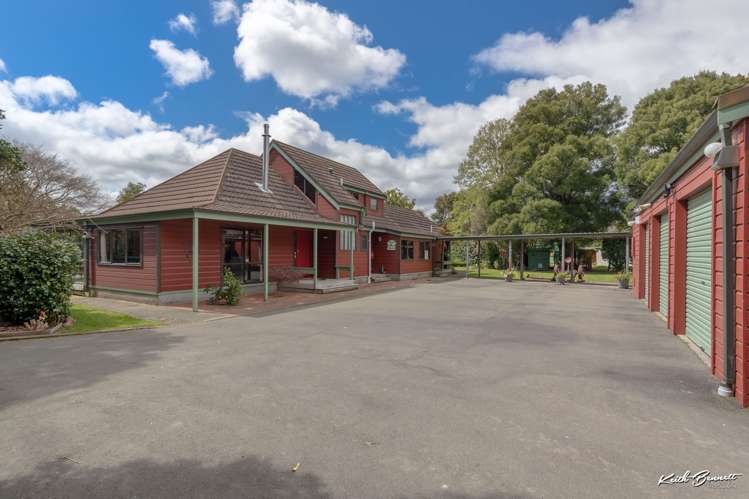 76 Gorrie Road Mangaroa_32