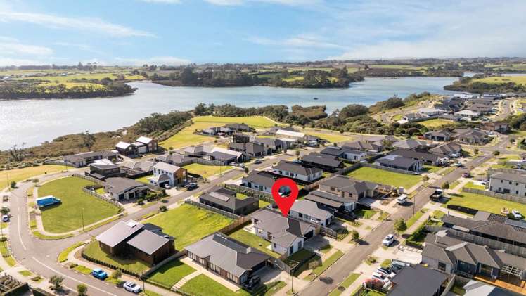 16 Okohaka Avenue Glenbrook_24