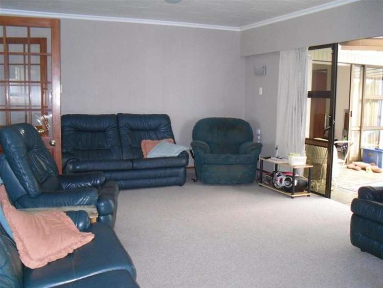 111 Brecon Road Stratford_6