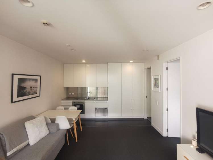 110/22 Fisher-Point Drive_0
