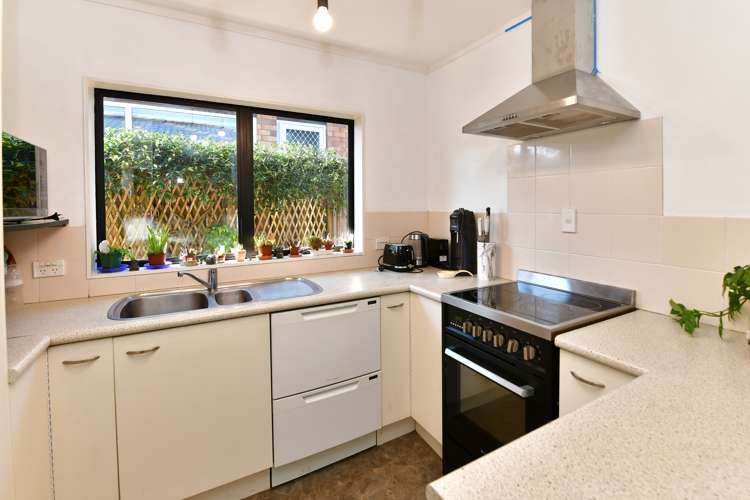 2/19 Sailfish Drive West Harbour_11